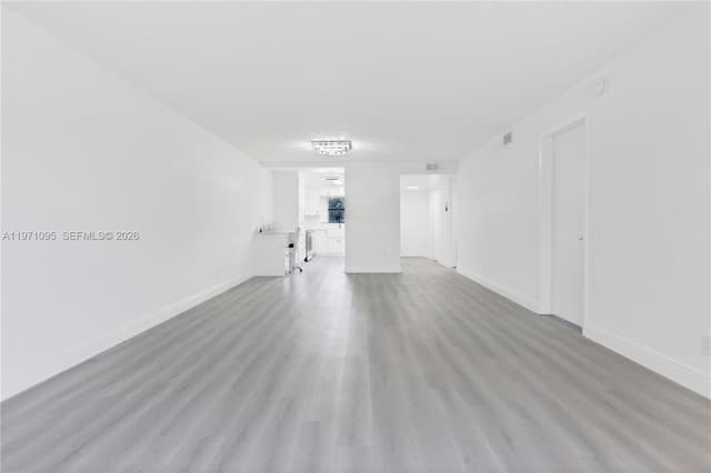 10207 Sunrise Lakes Blvd # 204, Sunrise FL 33322 - Sunrise, FL - Photo 2