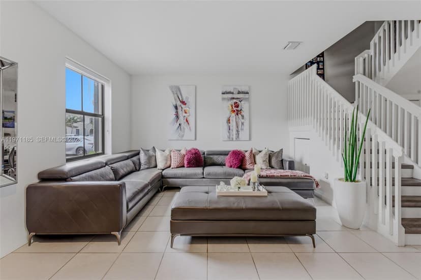 10009 SW 228th Ter, Miami FL 33190