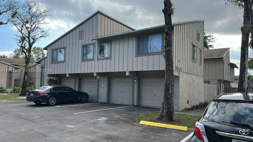 5630 NW 21st St # C, Lauderhill FL 33313