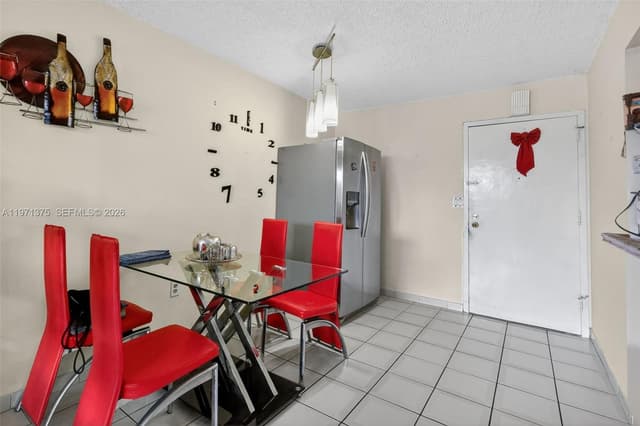 9678 Fontainebleau Blvd # 411, Miami FL 33172 - Miami, FL - Photo 5