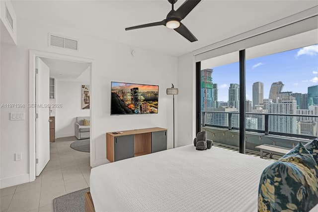 159 NE 6th St # 3214, Miami FL 33132 - Miami, FL - Photo 4