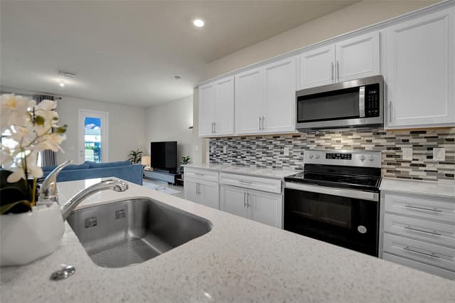 2293 S Appleton Circle, Oakland Park FL 33309 - Oakland Park, FL - Photo 7
