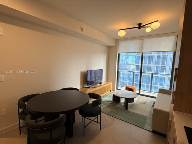 11 NE 6th # 1905, Miami FL 33132 - Miami, FL - Photo 6