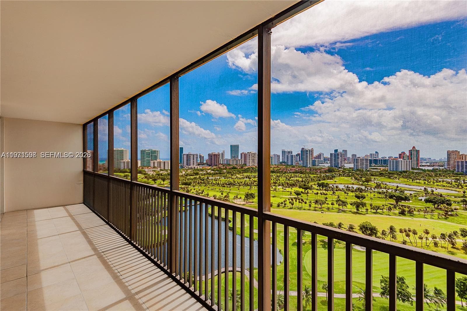 20379 W Country Club Dr # 2336, Aventura FL 33180