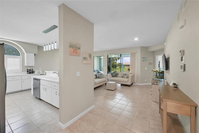8049 Aberdeen Drive # 101, Boynton Beach FL 33472 - Boynton Beach, FL - Photo 4