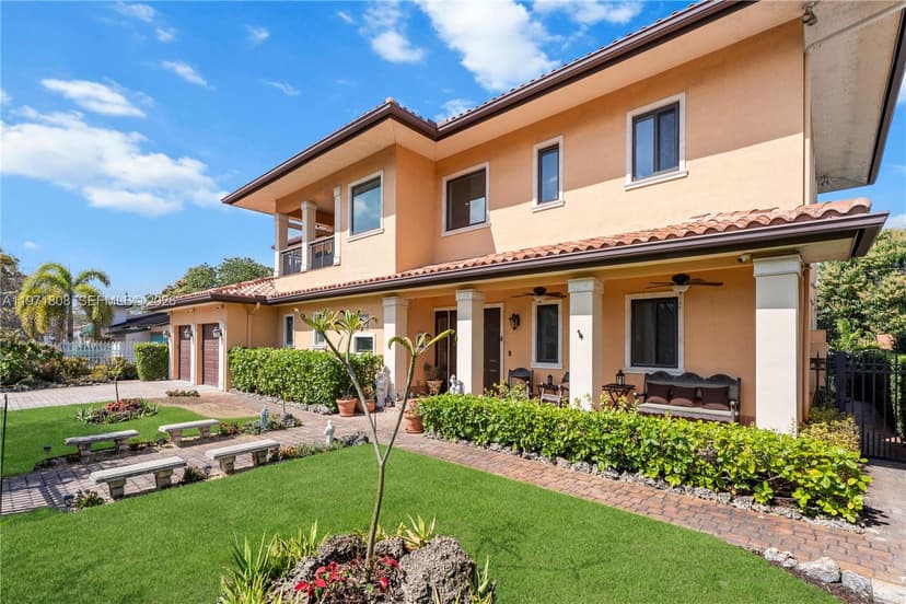 4251 SW 11th St, Miami FL 33134