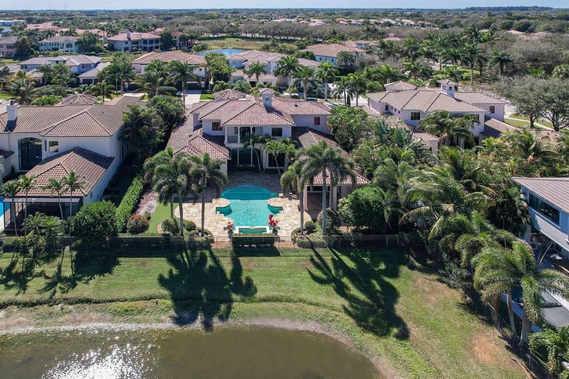 9253 Este Lago Drive, Boca Raton FL 33496