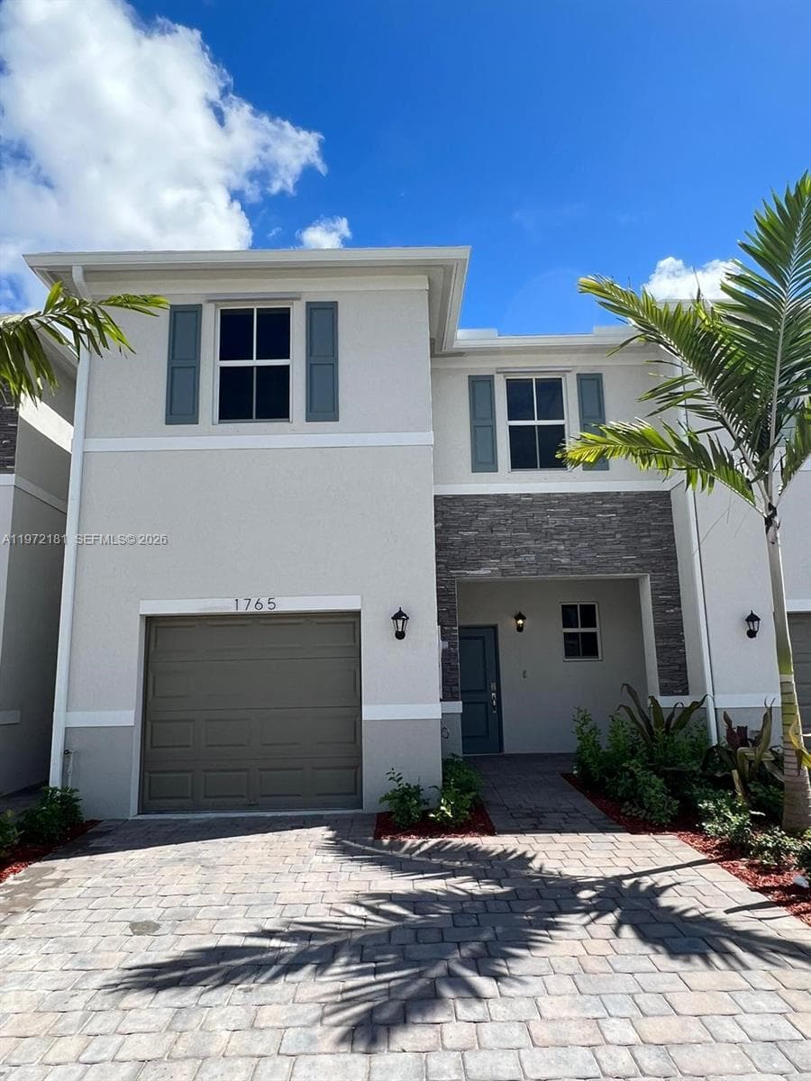 1765 SE 7th Ter, Homestead FL 33034 - Homestead, FL - Photo 1