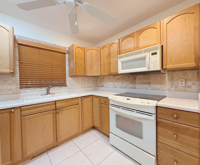 5301 Lakefront Boulevard # D, Delray Beach FL 33484 - Delray Beach, FL - Photo 5