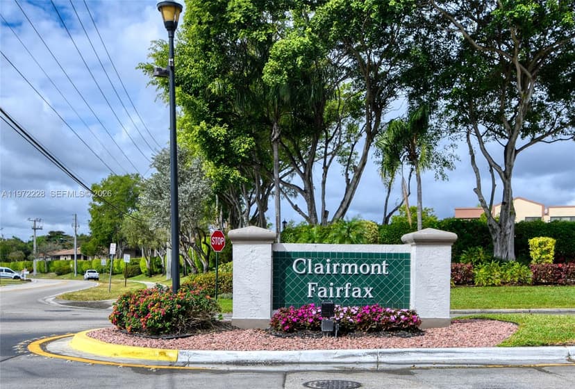 10975 W Clairmont Cir # 207, Tamarac FL 33321