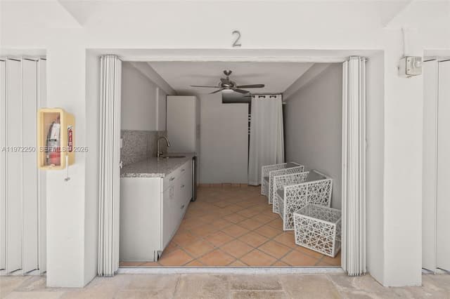 4925 Collins Ave, Miami Beach FL 33140 - Miami Beach, FL - Photo 3