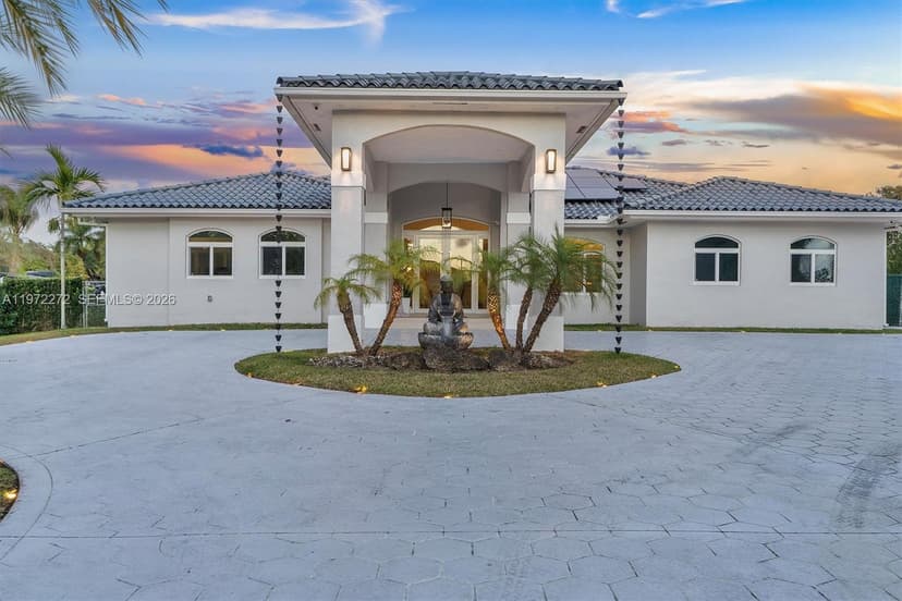 135 SW 125th Ave, Miami FL 33184