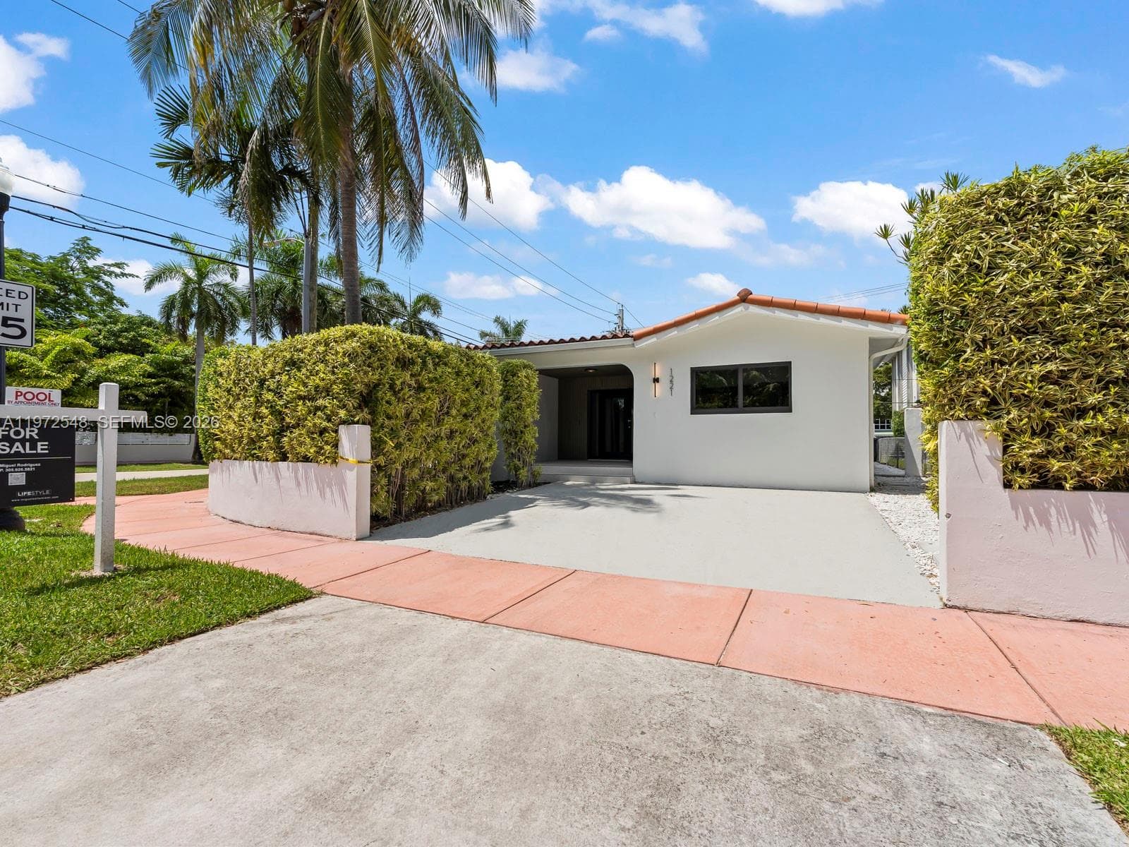 1221 Biarritz Dr, Miami Beach FL 33141