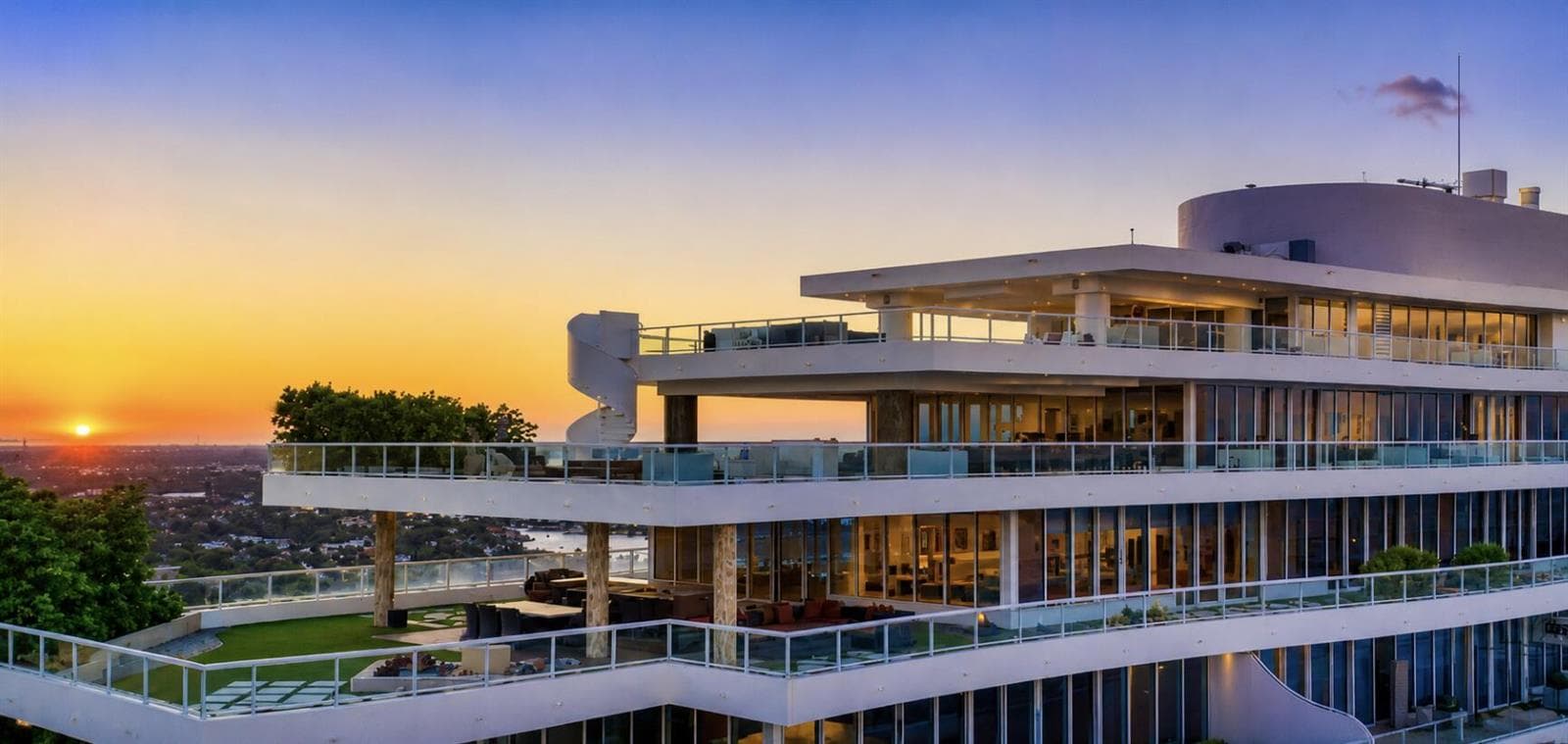 1 N Fort Lauderdale Beach Boulevard # 2302, Fort Lauderdale FL 33304