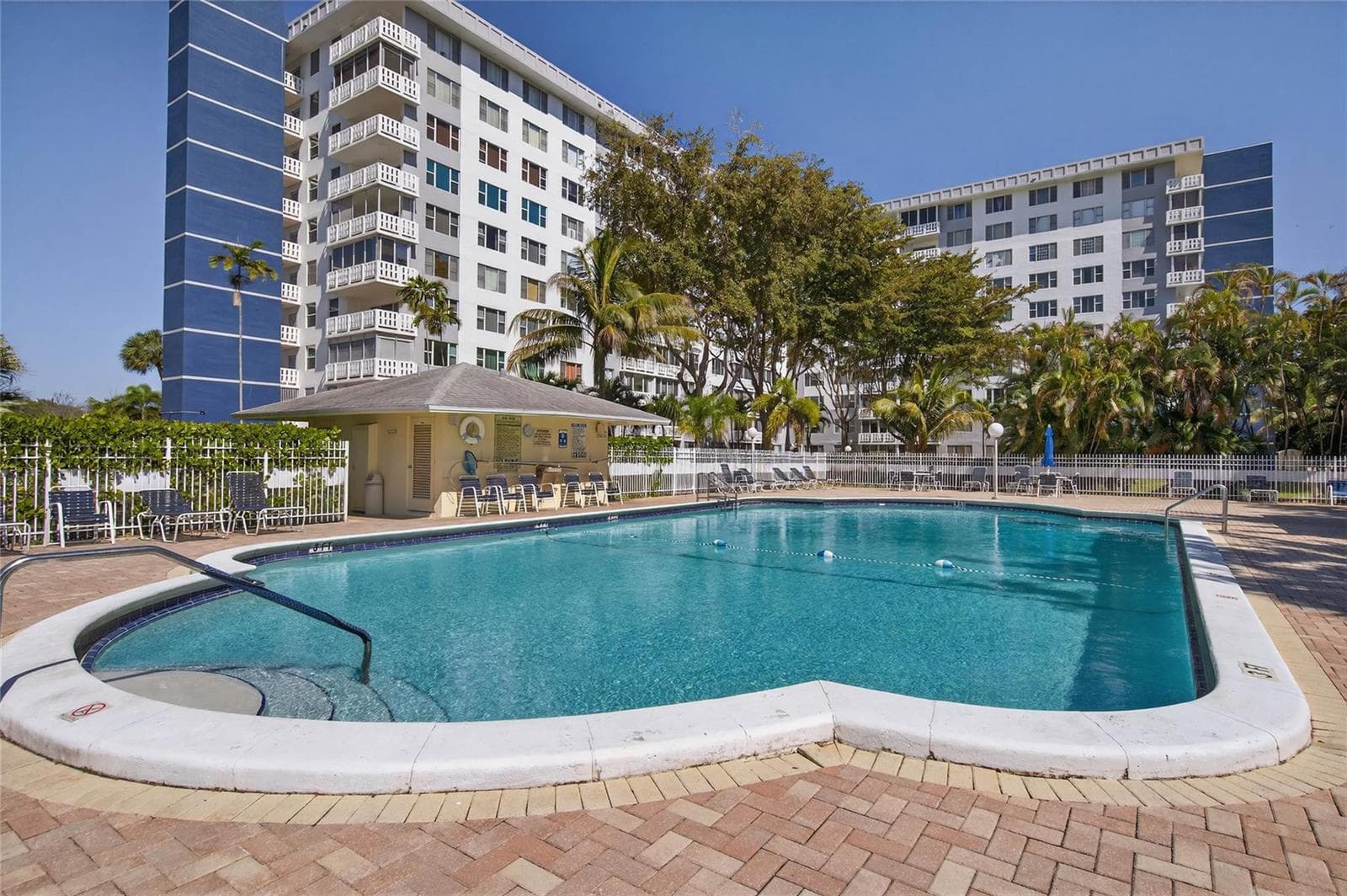 4400 Hillcrest Drive # 704, Hollywood FL 33021 - Hollywood, FL - Photo 1