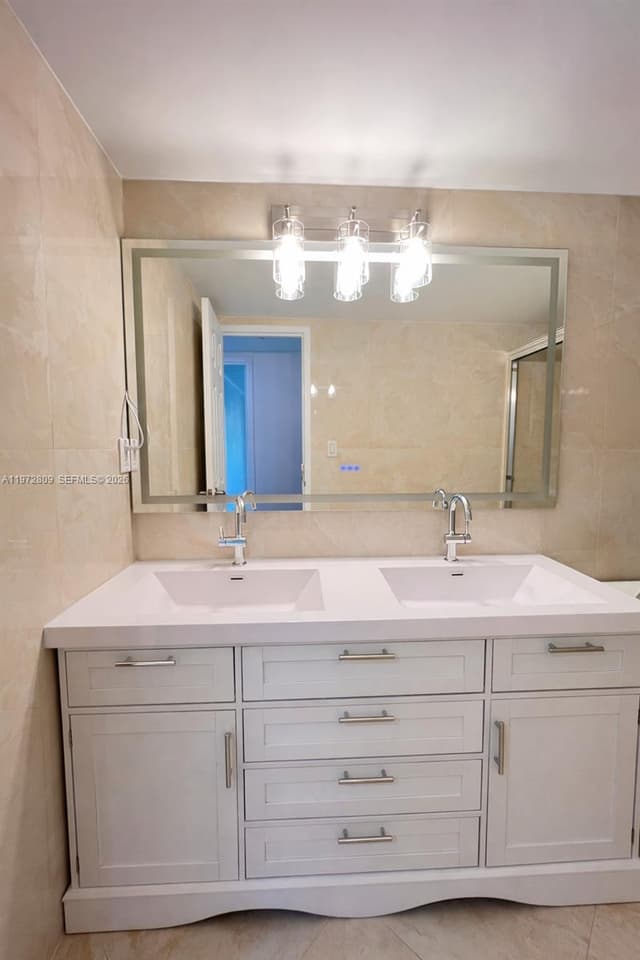 3180 S Ocean Dr # 1418, Hallandale Beach FL 33009 - Hallandale Beach, FL - Photo 7