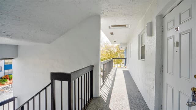 3150 Holiday Springs Boulevard # 311, Margate FL 33063 - Margate, FL - Photo 5