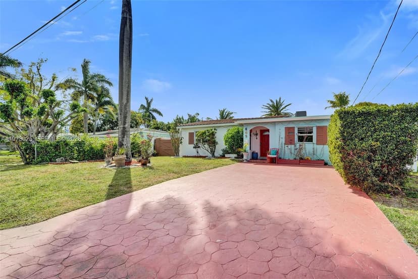 609 SW 2nd Ave, Hallandale Beach FL 33009