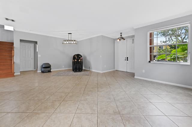 9709 Wyeth Court, Wellington FL 33414 - Wellington, FL - Photo 5
