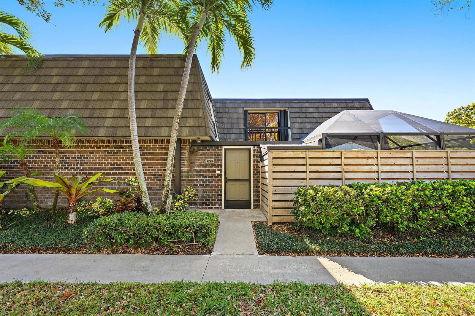 1213 12th Terrace # 1213, Palm Beach Gardens FL 33418 - Palm Beach Gardens, FL - Photo 1