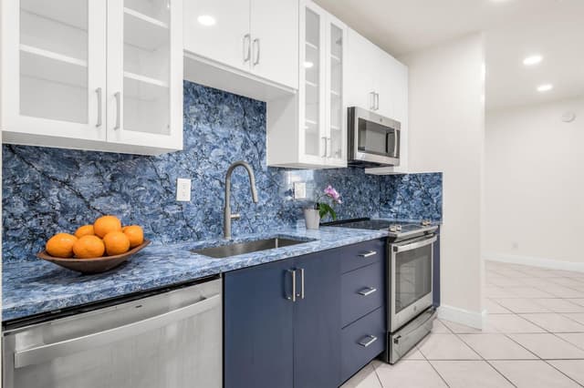 299 SW 7th Street # 106, Boca Raton FL 33432 - Boca Raton, FL - Photo 2