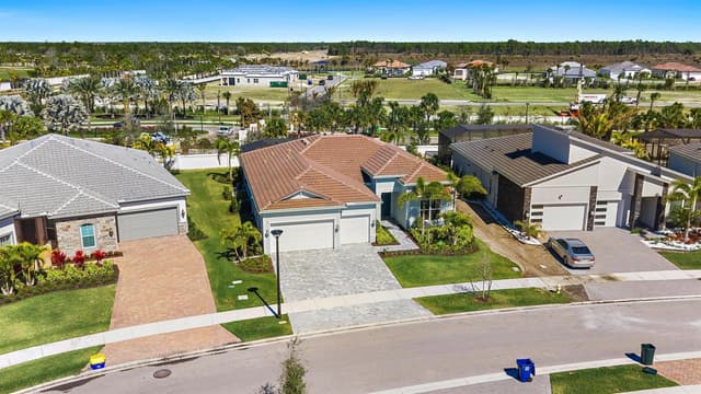 10722 Stellar Circle, Palm Beach Gardens FL 33412 - Palm Beach Gardens, FL - Photo 2