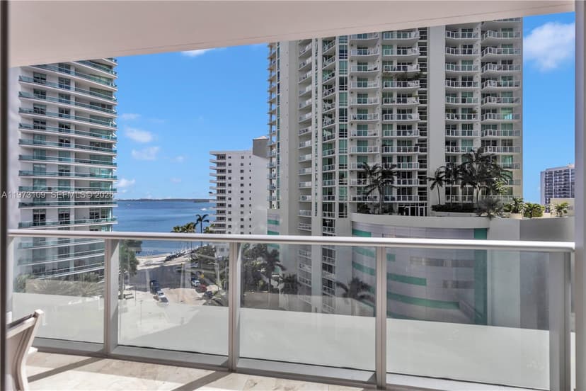 1300 Brickell Bay Dr # 903, Miami FL 33131