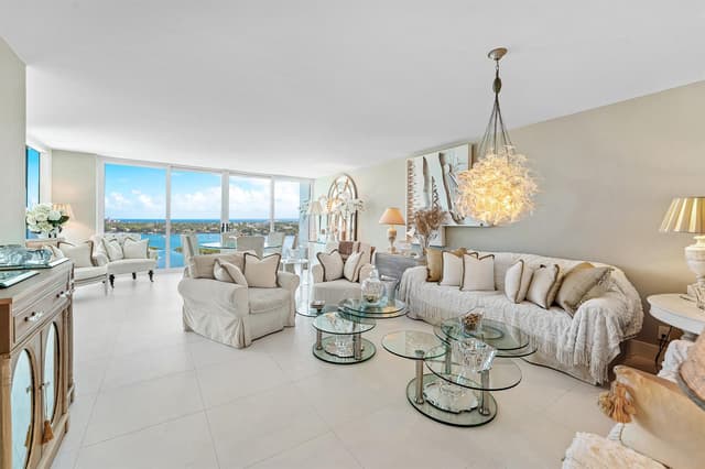 529 S Flagler Drive # 8g, West Palm Beach FL 33401 - West Palm Beach, FL - Photo 2