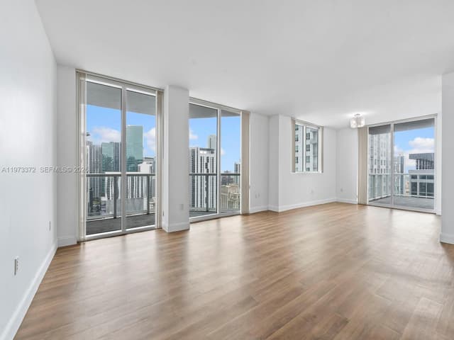 253 NE 2nd St # 3108, Miami FL 33132 - Miami, FL - Photo 2