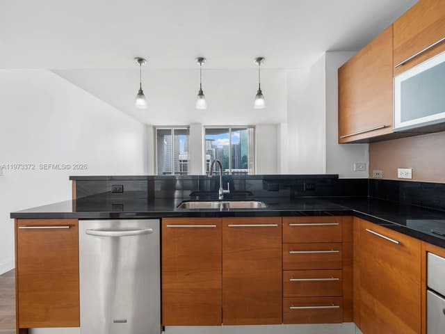 253 NE 2nd St # 3108, Miami FL 33132 - Miami, FL - Photo 7