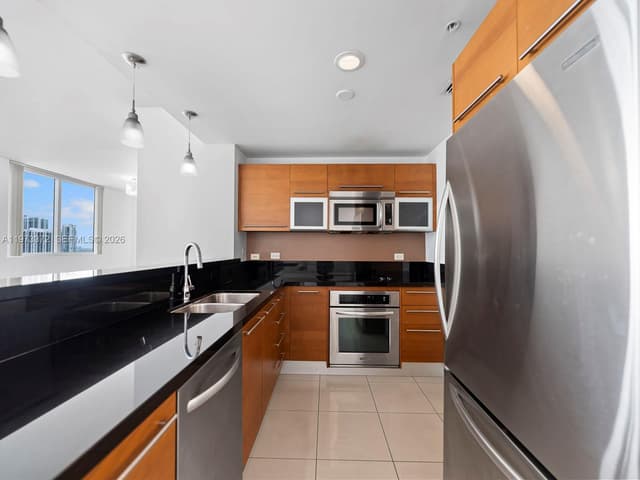 253 NE 2nd St # 3108, Miami FL 33132 - Miami, FL - Photo 5