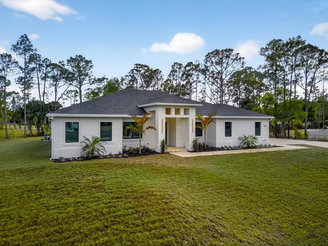 14736 69th Street N, Loxahatchee FL 33470 - Loxahatchee, FL - Photo 2