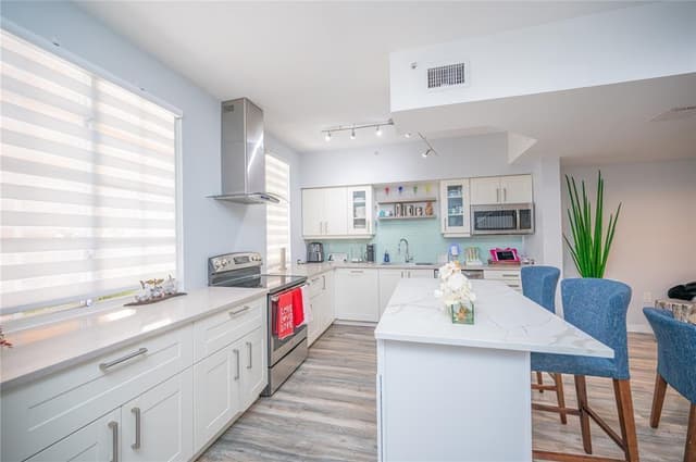 2841 NE 185th Street # 514, Miami FL 33180 - Miami, FL - Photo 4