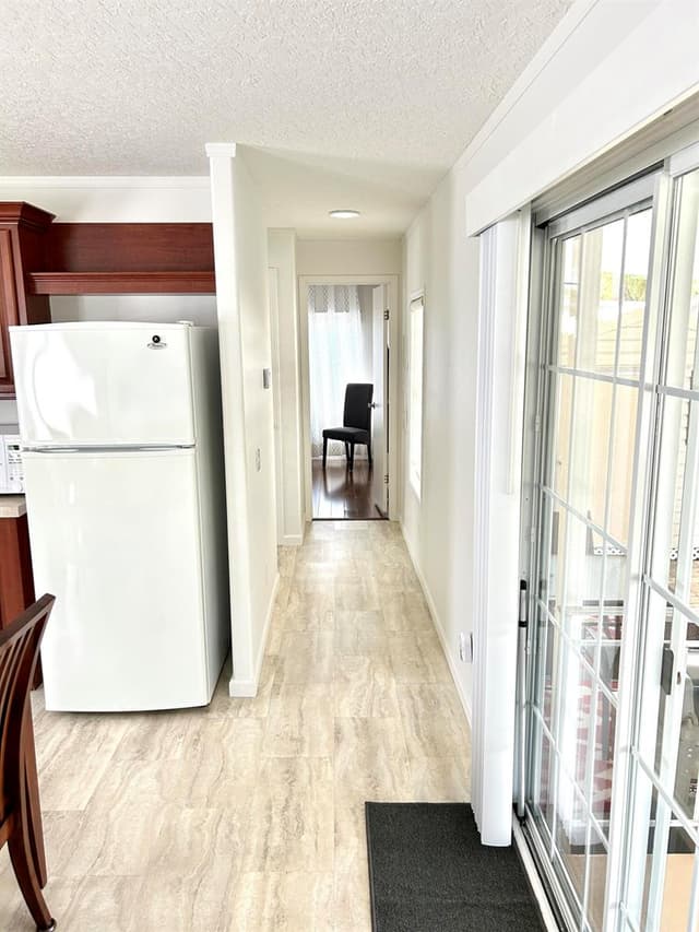 613 Jasmine Lane, Deerfield Beach FL 33442 - Deerfield Beach, FL - Photo 6
