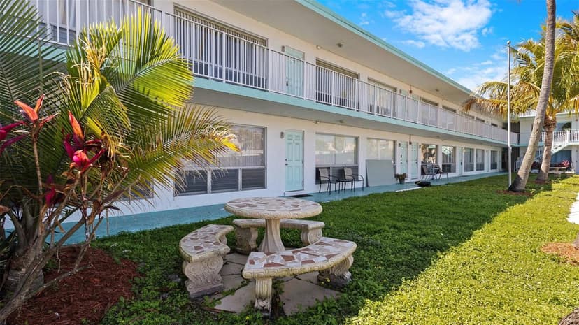 3212 NE 7th Place # 12, Pompano Beach FL 33062