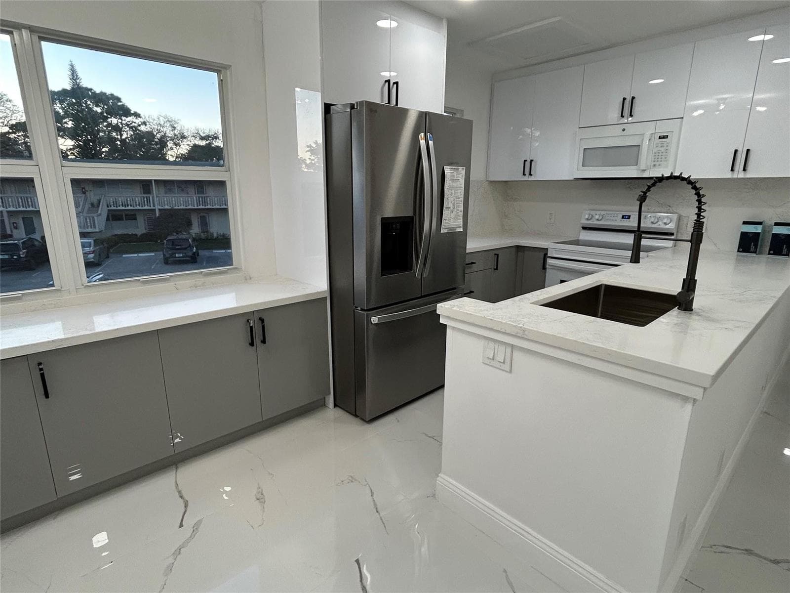 115 Ventnor F # 115, Deerfield Beach FL 33442 - Deerfield Beach, FL - Photo 1