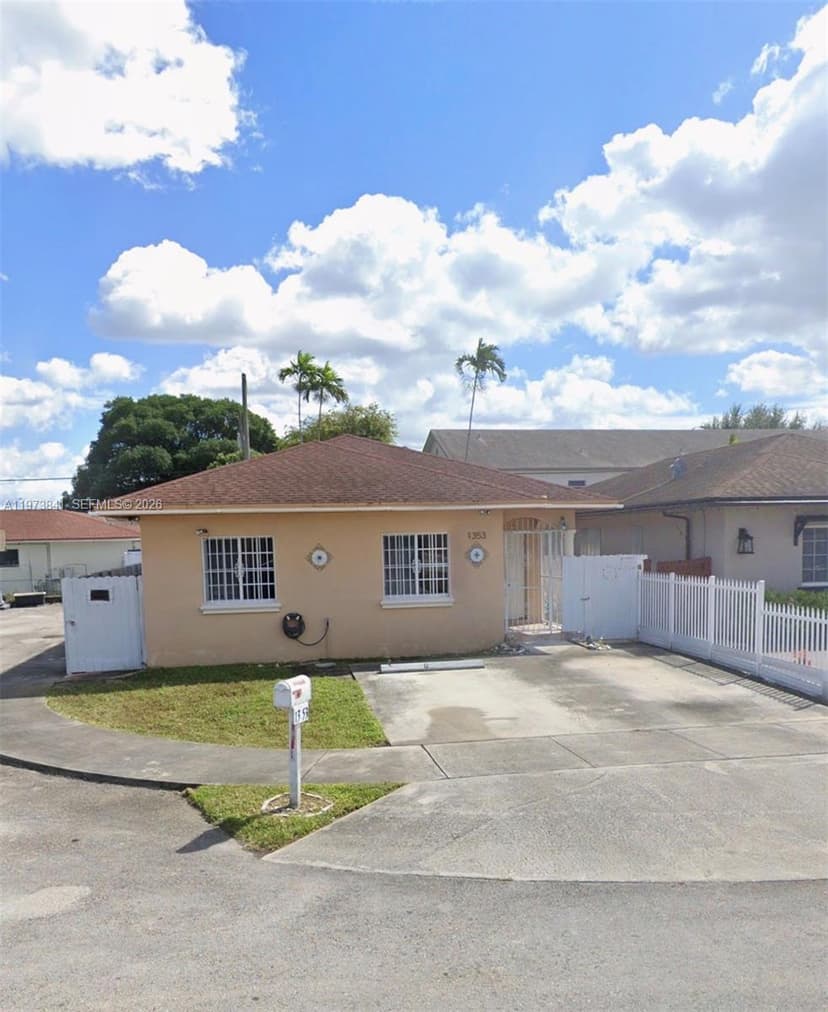 1353 W 30th St, Hialeah FL 33012