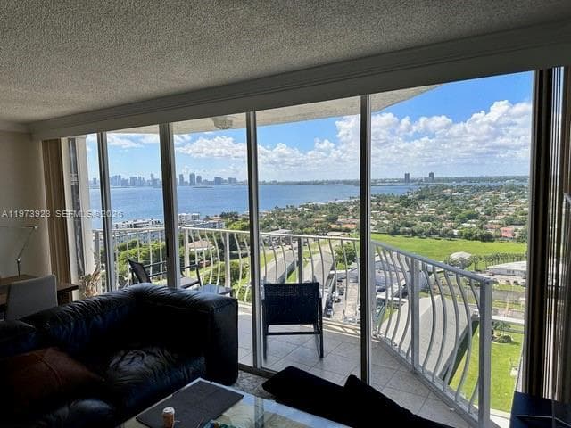 7601 E Treasure Dr # 1905, North Bay Village FL 33141 - North Bay Village, FL - Photo 6