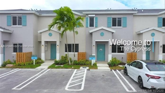 445 NW 12th Ave, Florida City FL 33034