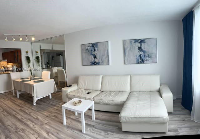 1150 NE 191st St # 34, Miami FL 33179 - Miami, FL - Photo 6