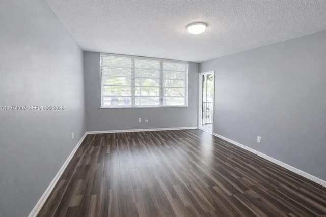 1780 NE 191st St # 2, Miami FL 33179 - Miami, FL - Photo 2