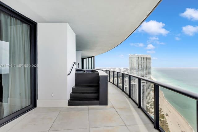 18555 Collins Ave # 4605, Sunny Isles Beach FL 33160 - Sunny Isles Beach, FL - Photo 4