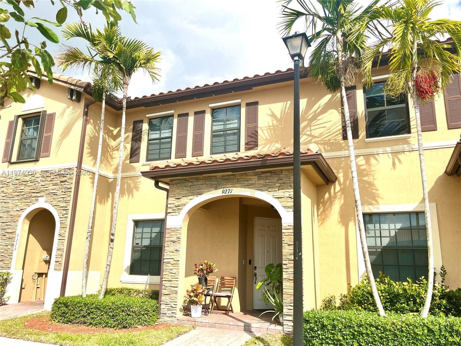 9271 W 33rd Ln, Hialeah FL 33018 - Hialeah, FL - Photo 1