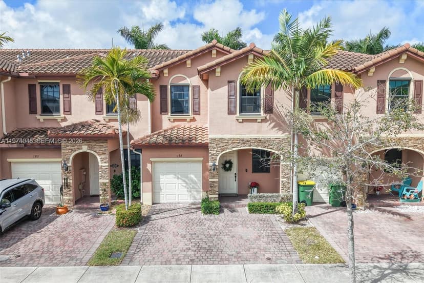 178 SE 33rd Ter, Homestead FL 33033