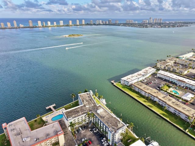 100 Paradise Harbour Boulevard # 304, North Palm Beach FL 33408 - North Palm Beach, FL - Photo 6