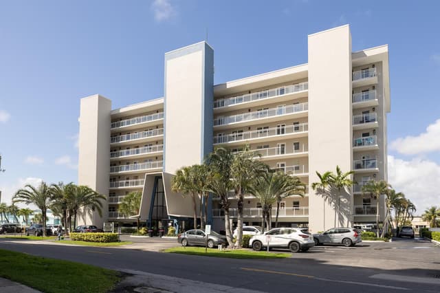 615 N Riverside Drive # 301, Pompano Beach FL 33062 - Pompano Beach, FL - Photo 2
