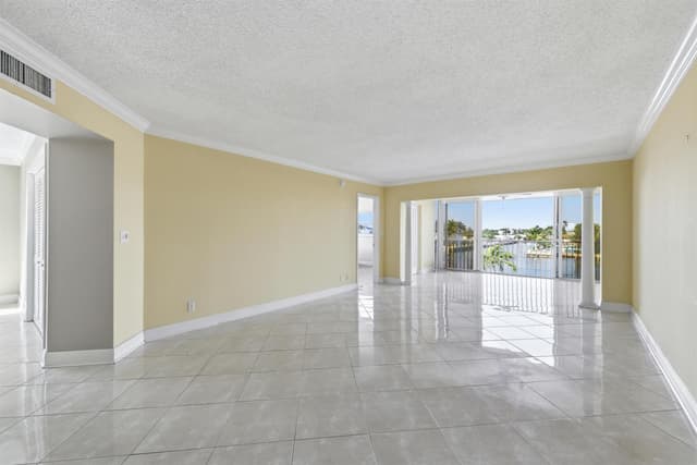 615 N Riverside Drive # 301, Pompano Beach FL 33062 - Pompano Beach, FL - Photo 5