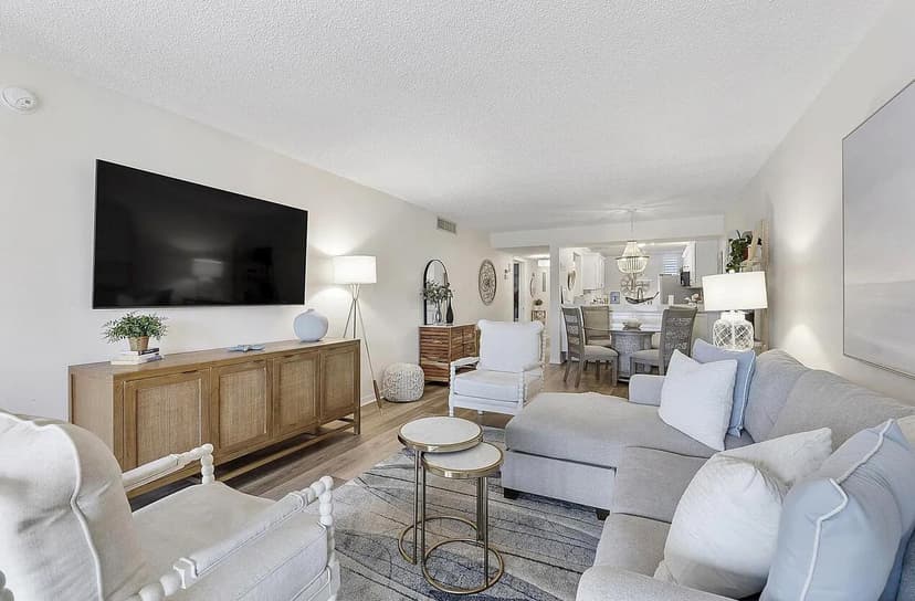 5722 Coral Lake Drive # 210, Margate FL 33063