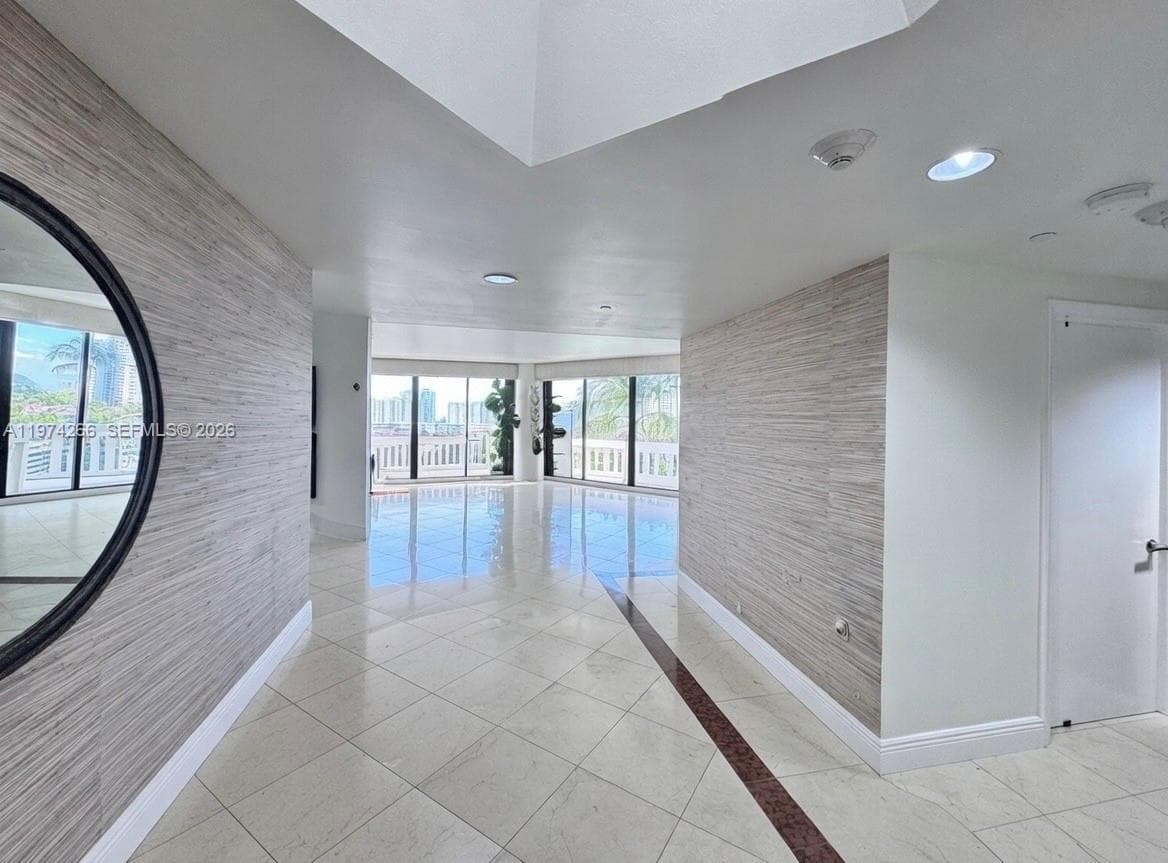 2000 Island Blvd # 606, Aventura FL 33160 - Aventura, FL - Photo 1