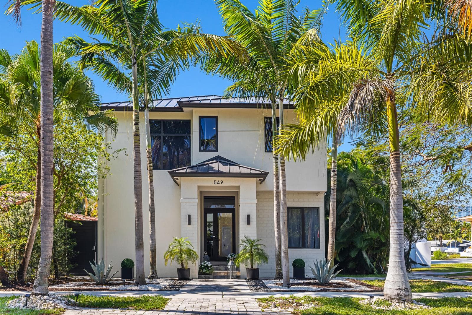 549 NE 10th Avenue, Fort Lauderdale FL 33301 - Fort Lauderdale, FL - Photo 1